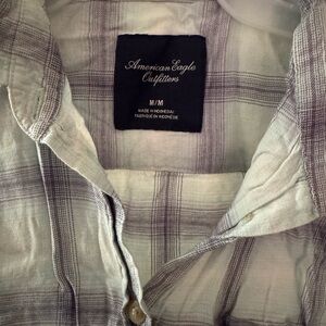 American Eagle Outfitters Men's Light Gray Checkered Shirt
